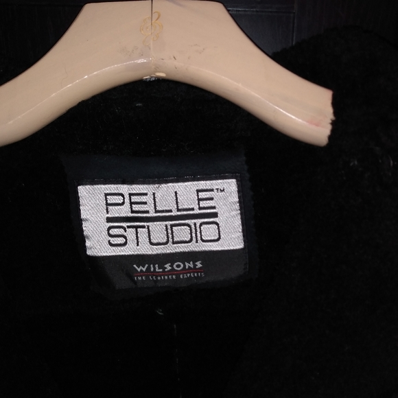 Wilson's ladies short sheepskin black jacket, size S/M. - Picture 2 of 3